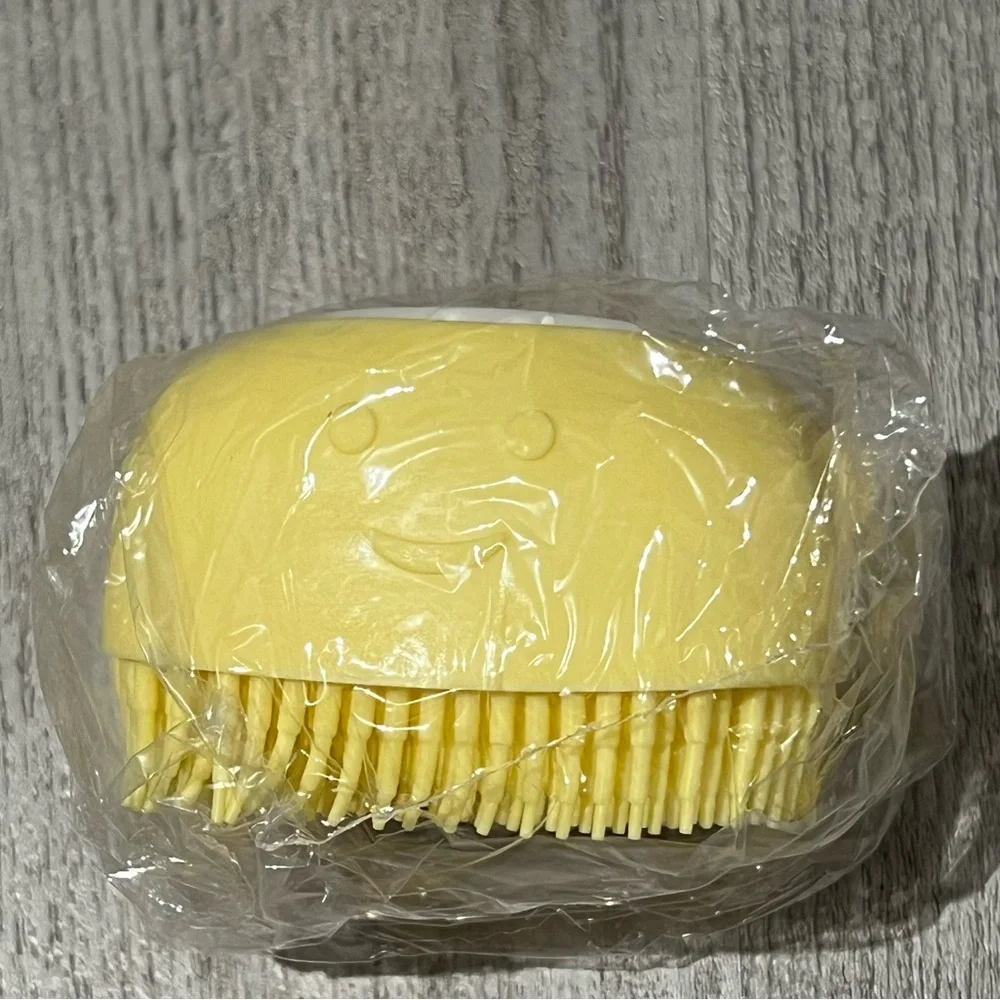 Exquisite Life Silicone Massage Bath Brush